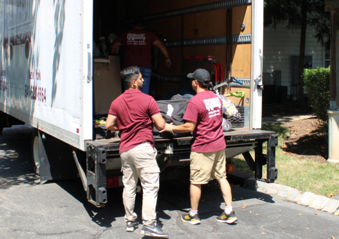 The 5-Week Decluttering Challenge Before Your Big Move
